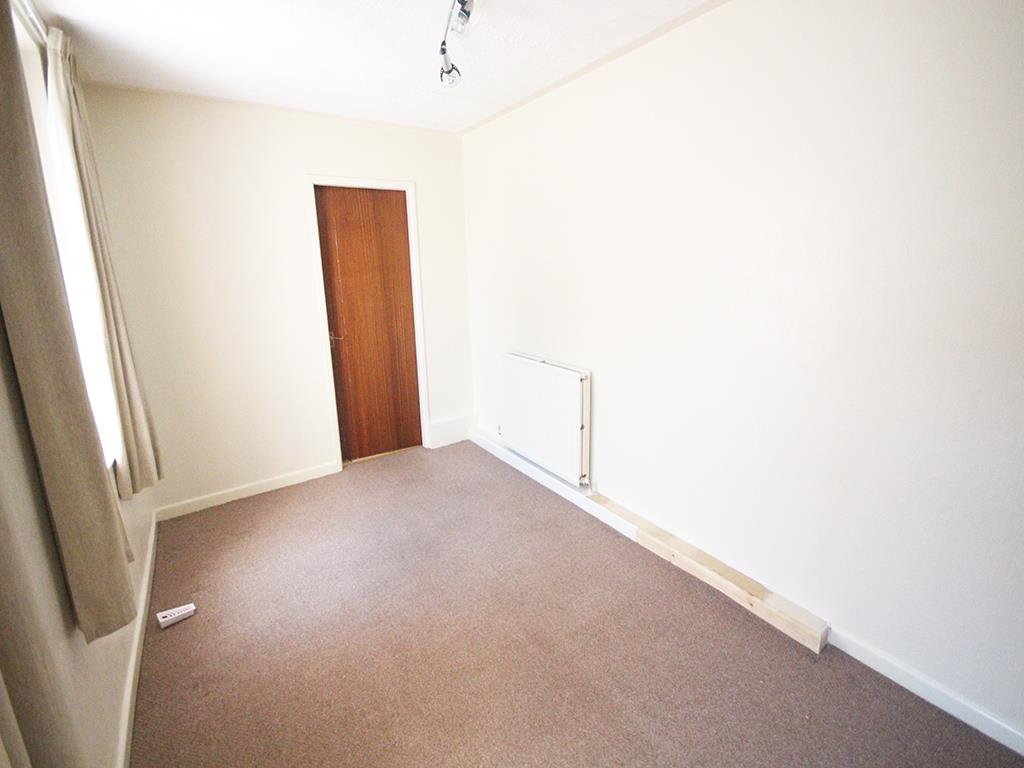 1 bedroom flat For Sale in Barrowford - IMG_2754.jpg
